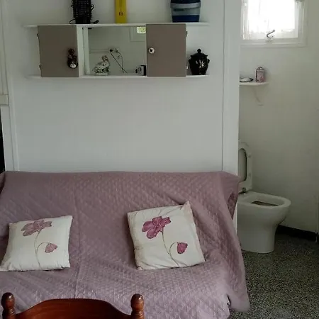 Holiday home Le Moustic *